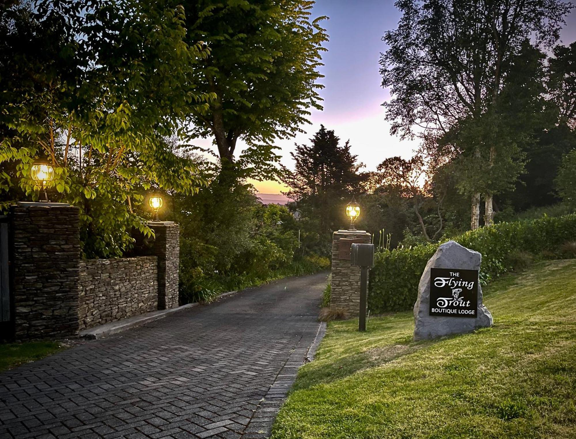 The Flying Trout Boutique Lodge Taupo Zewnętrze zdjęcie